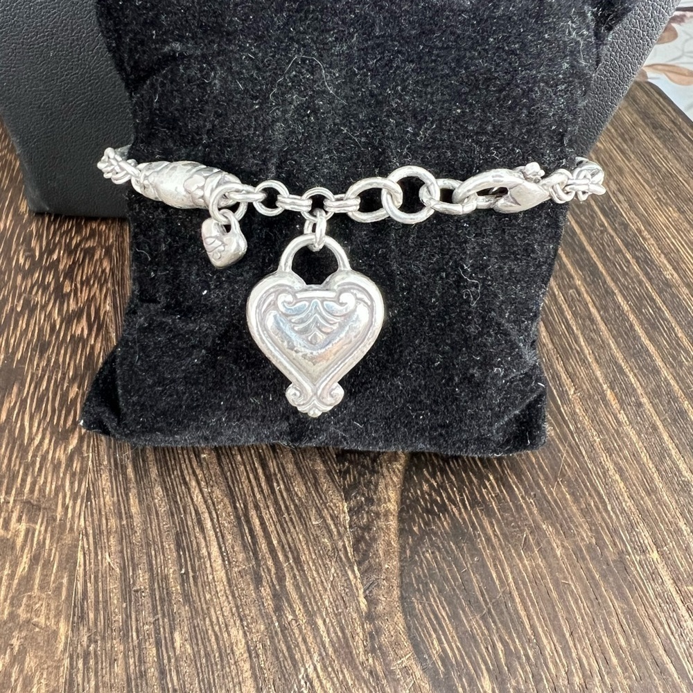 Brighton Silver Tone Heart Charm Link Bracelet 6 1/2" - 7" B32